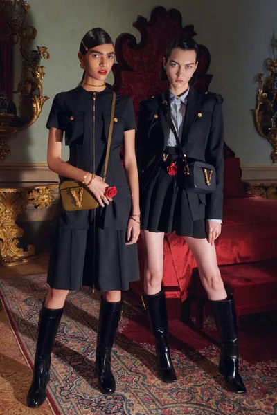 Look 28